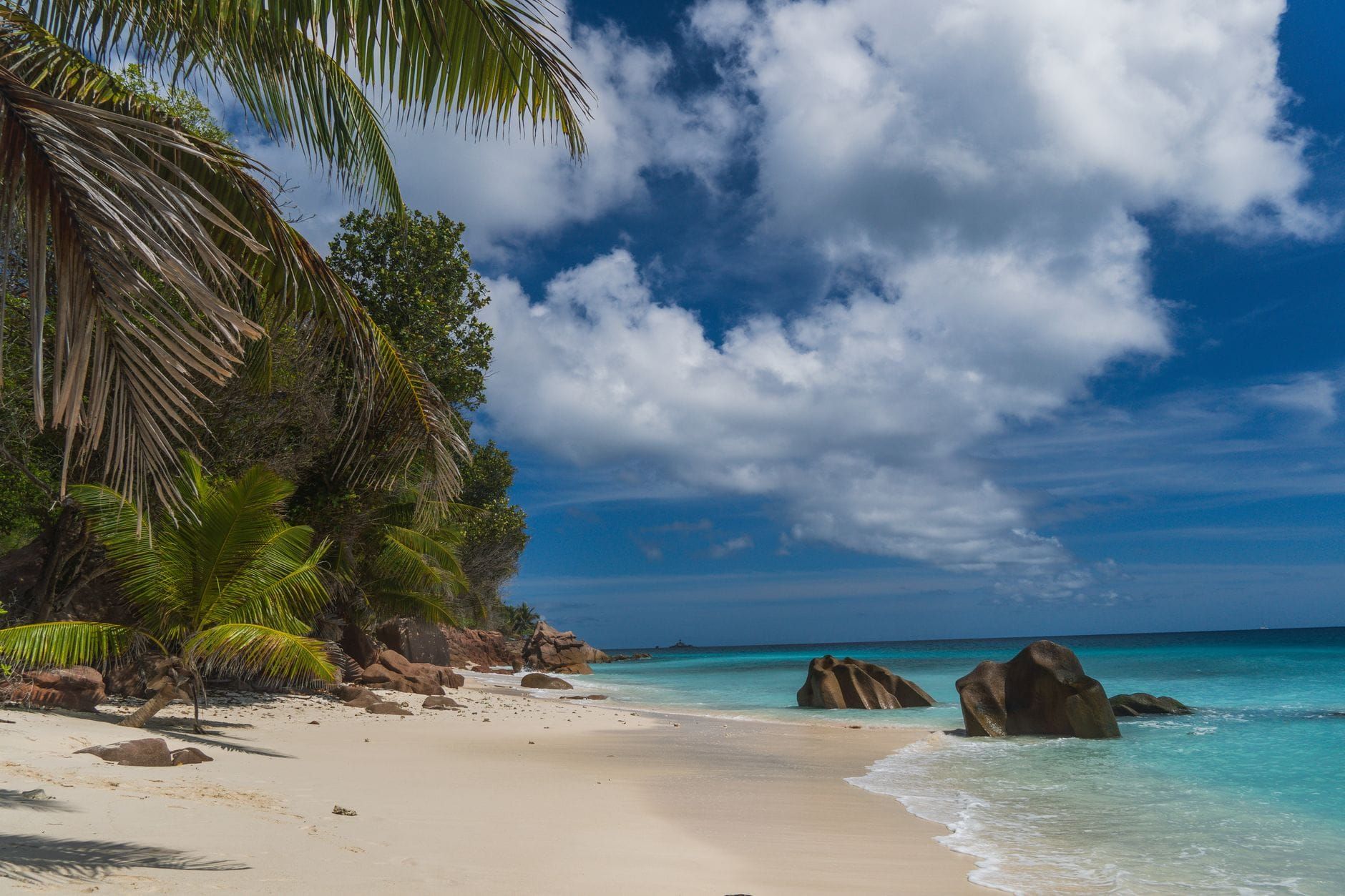 Seychelles — Business.OI