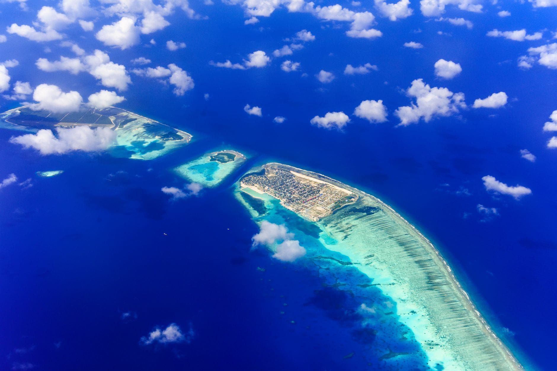 Comores — Business.OI