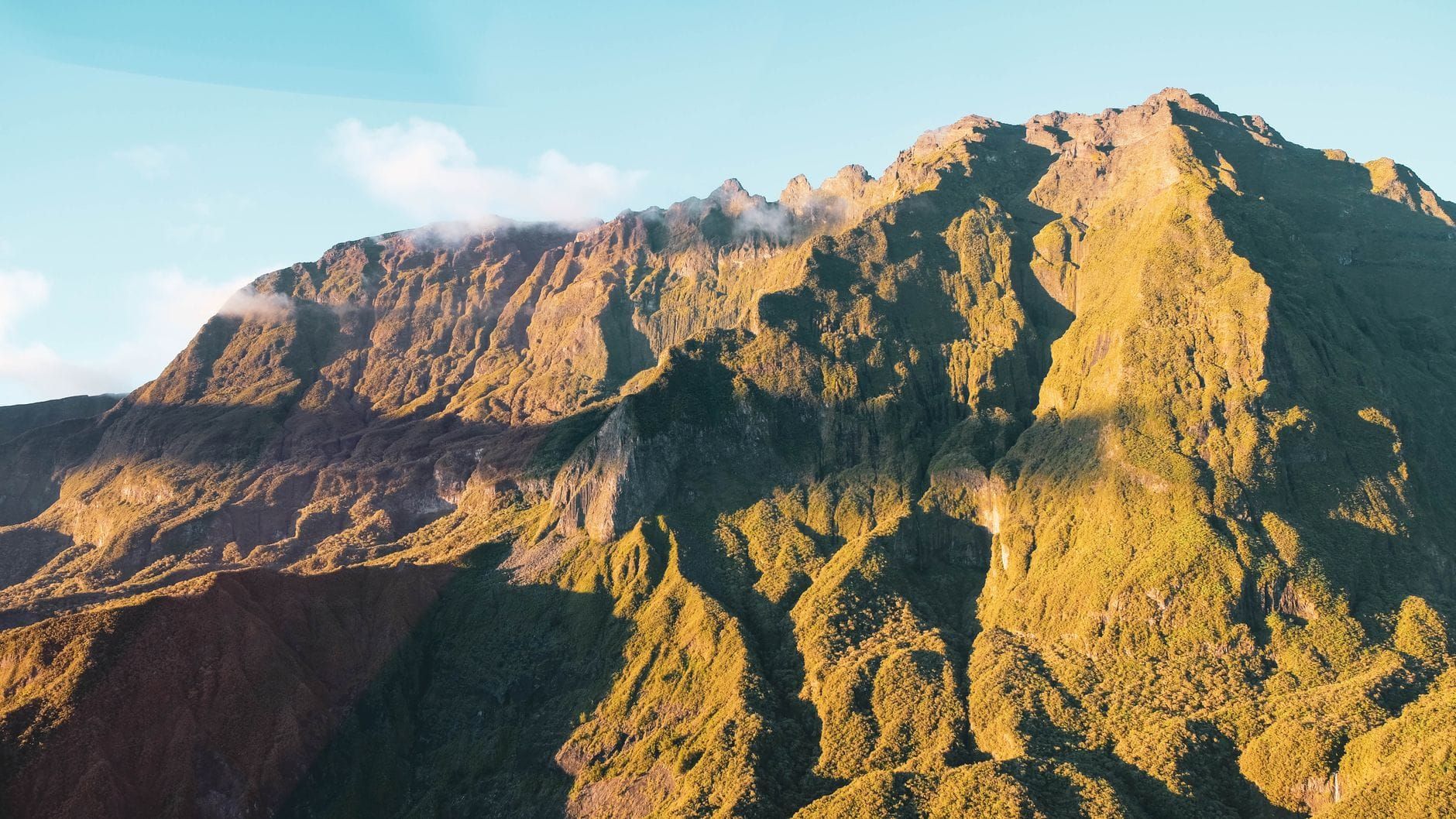 La Réunion — Business.OI