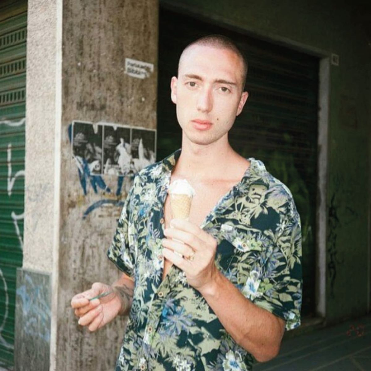 L’écrivain qui fume la mer : Simon Johannin à Marseille