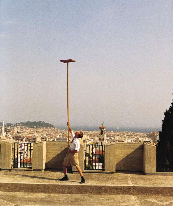 Philippe Ramette : Habiter l'entrée du monde