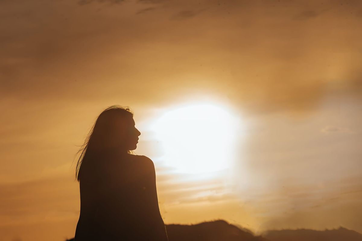 The 10-minute "Sunlight Anchor" for more morning energy.
