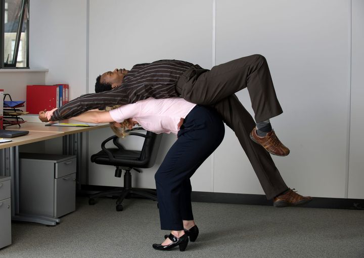 Fix your posture in 60 seconds.