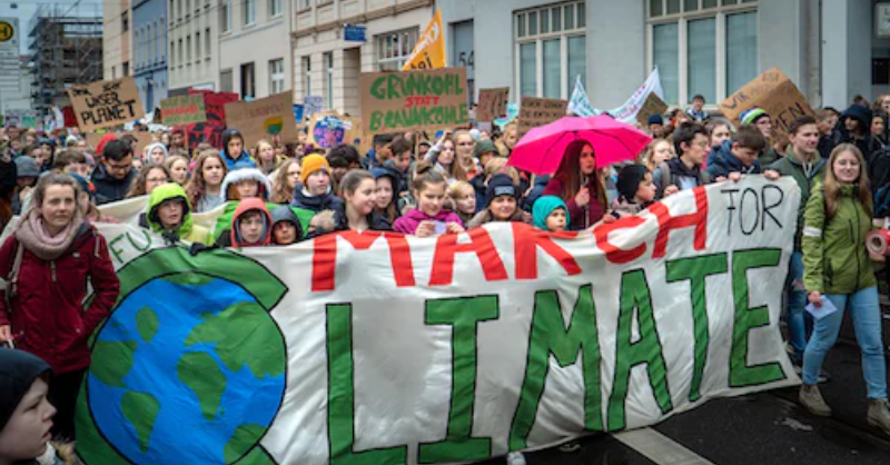 Sunday Brunch - who decides the topics for engagement?