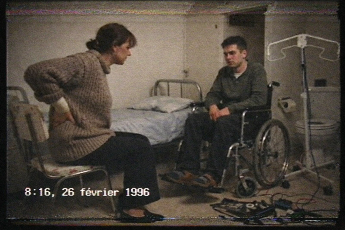 👩🏻‍🦱 Elena, le piège du domicile et le corps qui lâche