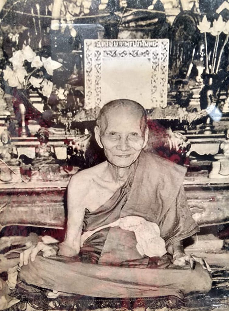 หลวงพ่อเต๋ คงทอง มีชื่อเสียงด้านใด? ทำความเข้าใจกุมารทองและวัตถุมงคลอย่างเป็นระบบ