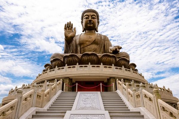 เที่ยวพุทธสถานในฮ่องกงช่วงเดือนไหนดี? เจาะลึกอากาศ เทศกาล และความหนาแน่นของนักท่องเที่ยว