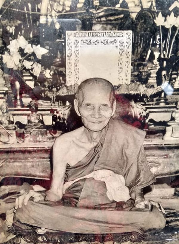 หลวงพ่อเต๋ คงทอง มีชื่อเสียงด้านใด? ทำความเข้าใจกุมารทองและวัตถุมงคลอย่างเป็นระบบ