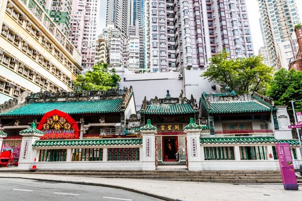 ไปวัดหมั่นโหมว (Man Mo Temple) ช่วงไหนดี? เปรียบเทียบฤดูกาล เทศกาล เวลาแสงสวย และช่วงคนหนาแน่น
