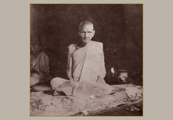 หลวงพ่อเดิม วัดหนองโพ คือใคร? ประวัติ ฉายา วัด และเหตุใดจึงเป็นที่เคารพ