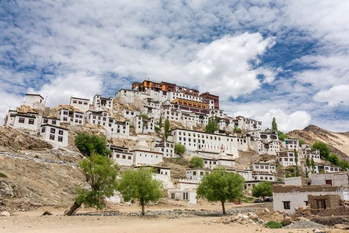 ศิลปกรรมและวัตถุสำคัญภายในอารามทิกเซย์ (Thiksey Monastery): ควรดูอะไรและมีความหมายอย่างไร