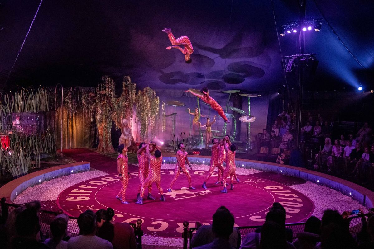 Giffords Circus