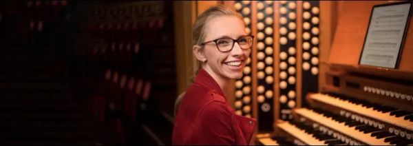 Anna Lapwood: International Women’s Day