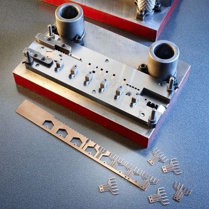 Flat Strip Springs - Types of Tooling