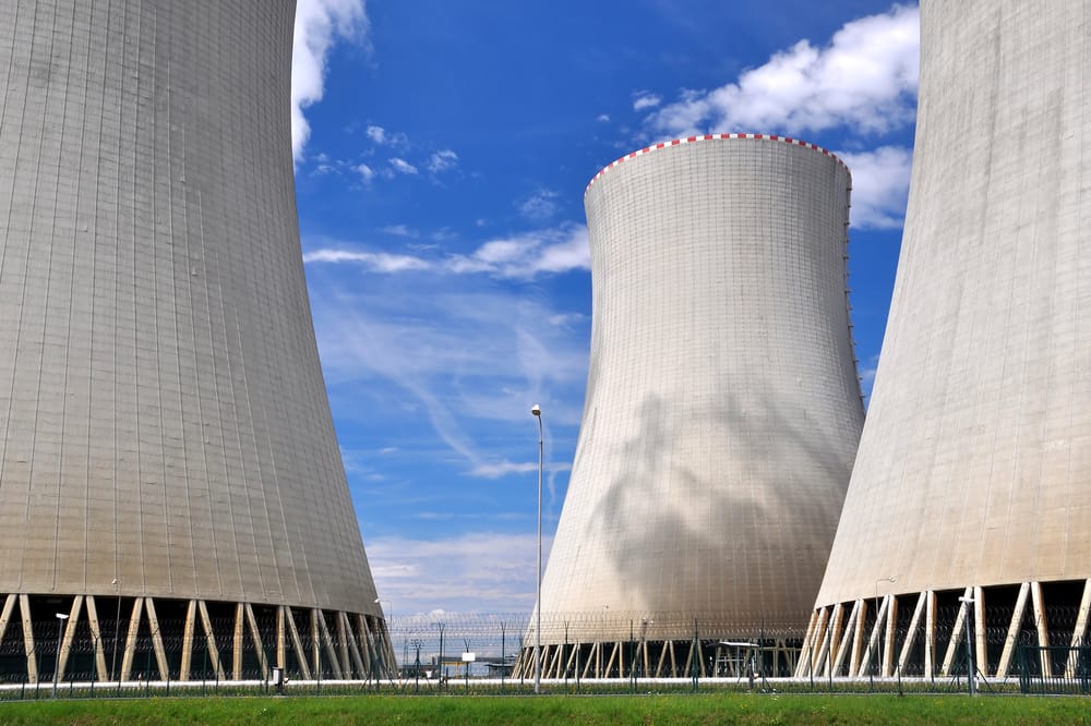 how does a cooling tower work