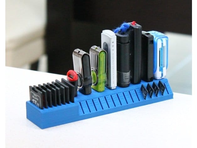 cool things to 3D print flash drive holder2