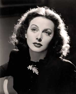 Famous Female Engineers: Hedy-Lamarr-female-inventor-engineer