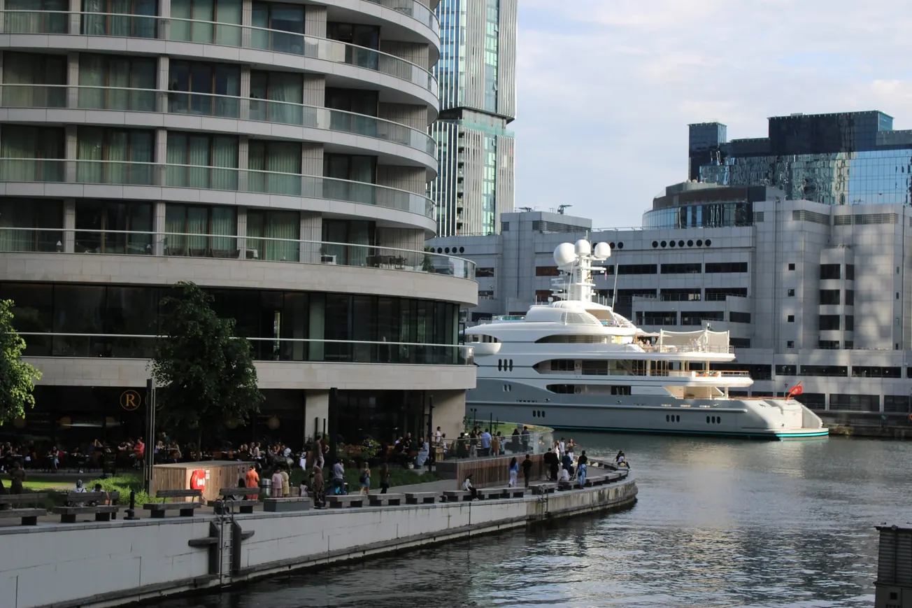 Lidos, lagers and LLPs: The reinvention of Canary Wharf