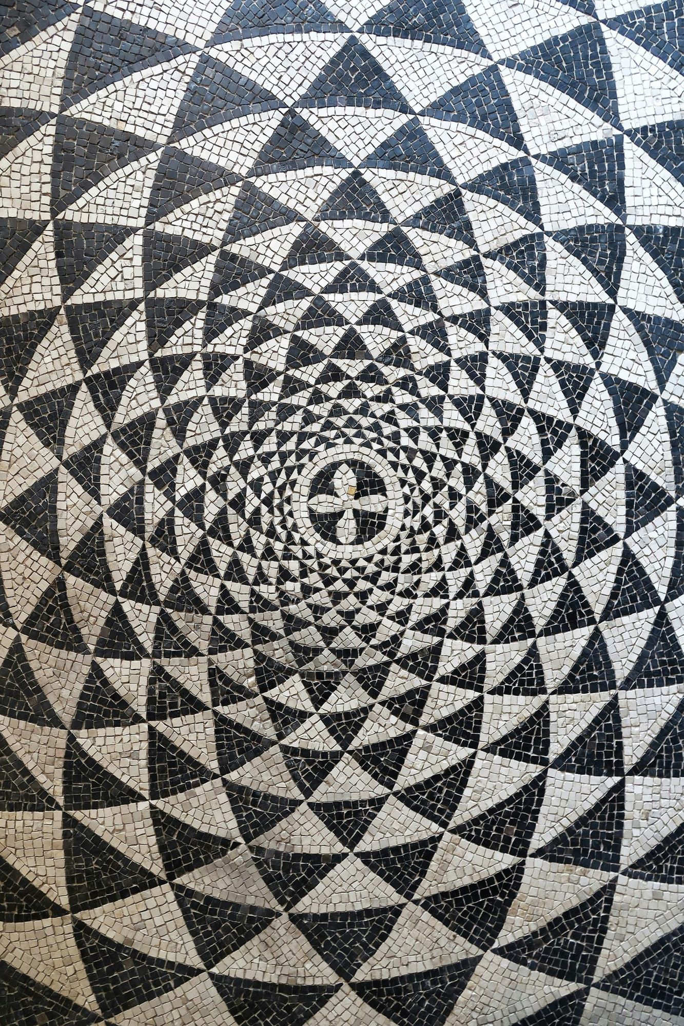 Formal Diversity, Essential Unity: Frithjof Schuon on the Convergence of Religions