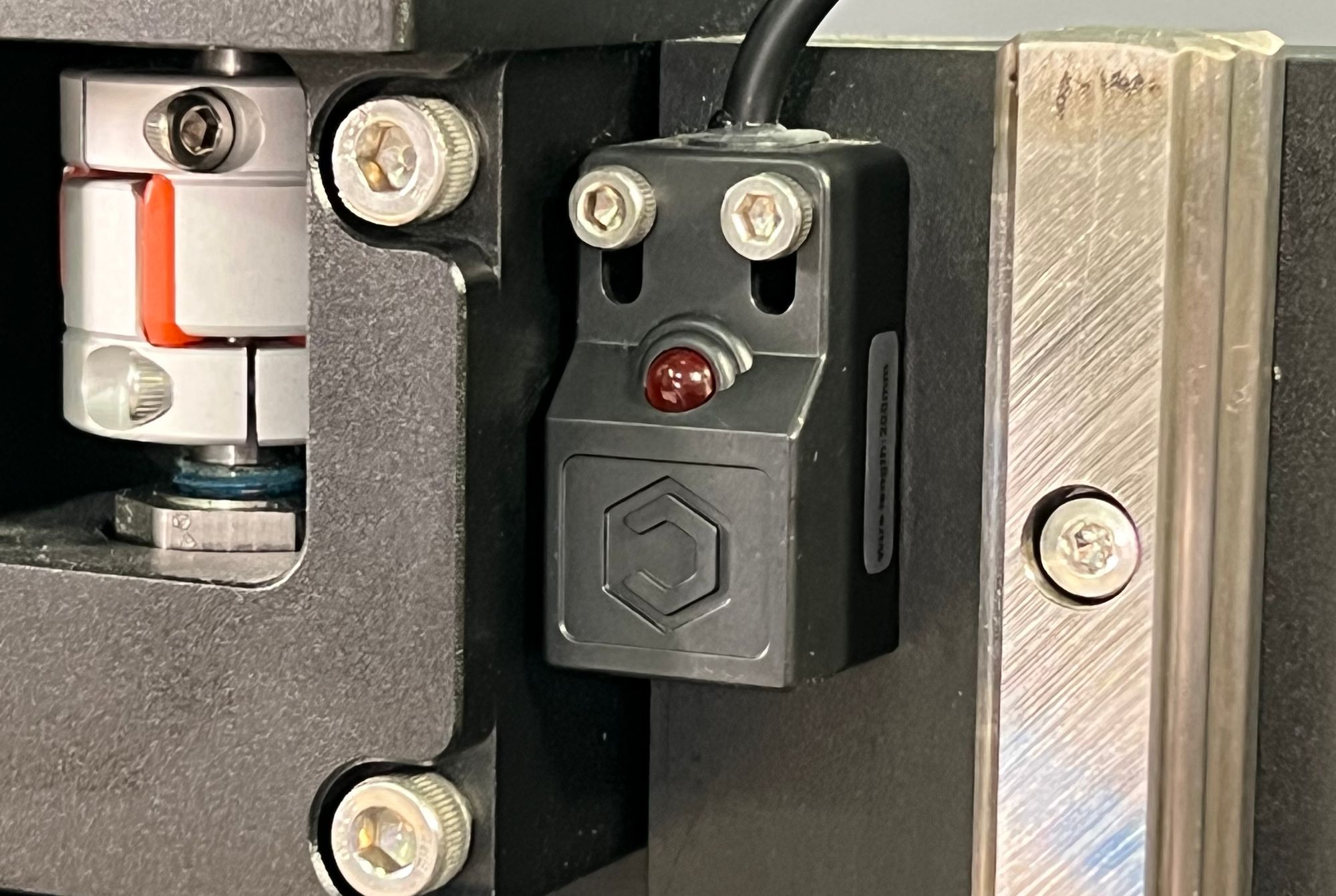 Z-axis homing switch for Shapeoko 5 Pro