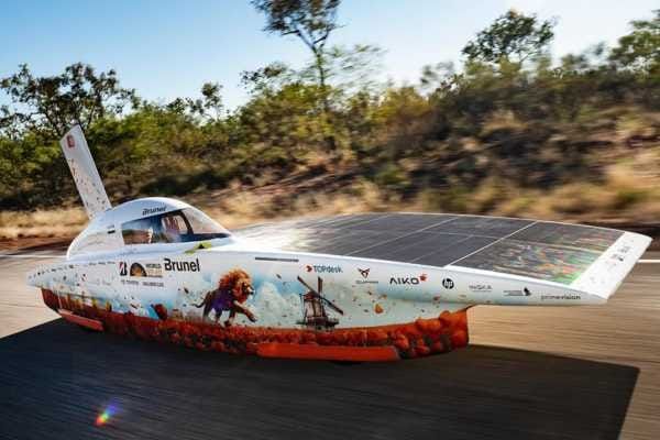 Solar cars shine in Outback race