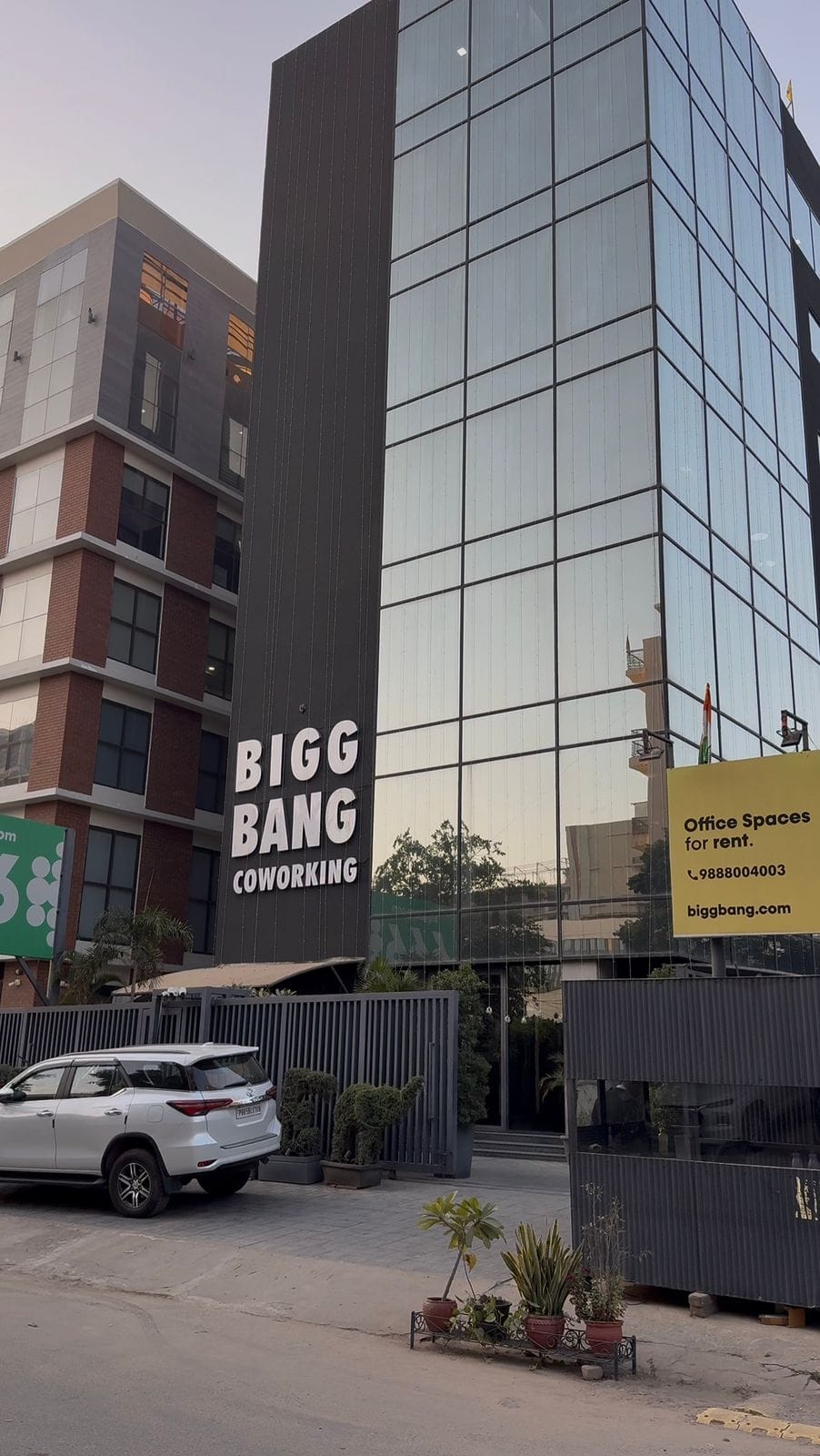 Biggbang coworking space in Mohali building exterior