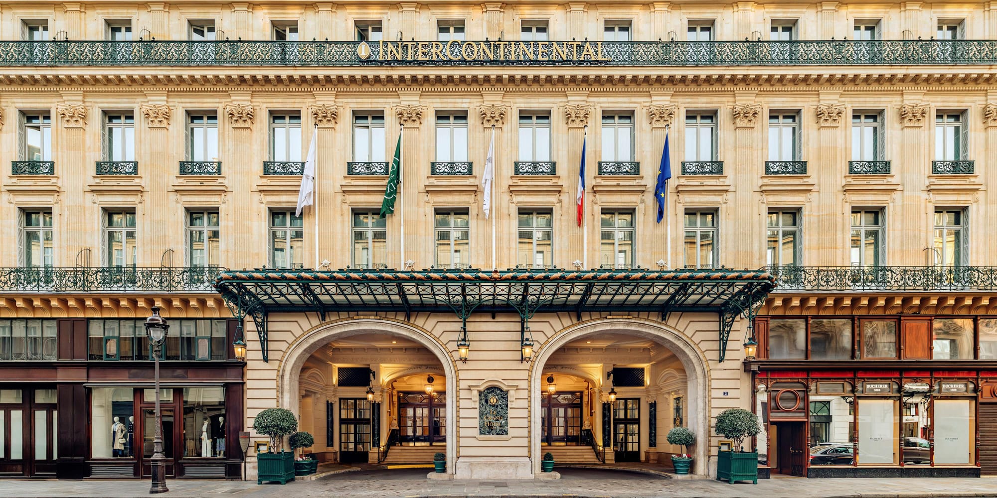 L'entrée de l'Intercontinental Paris Le Grand