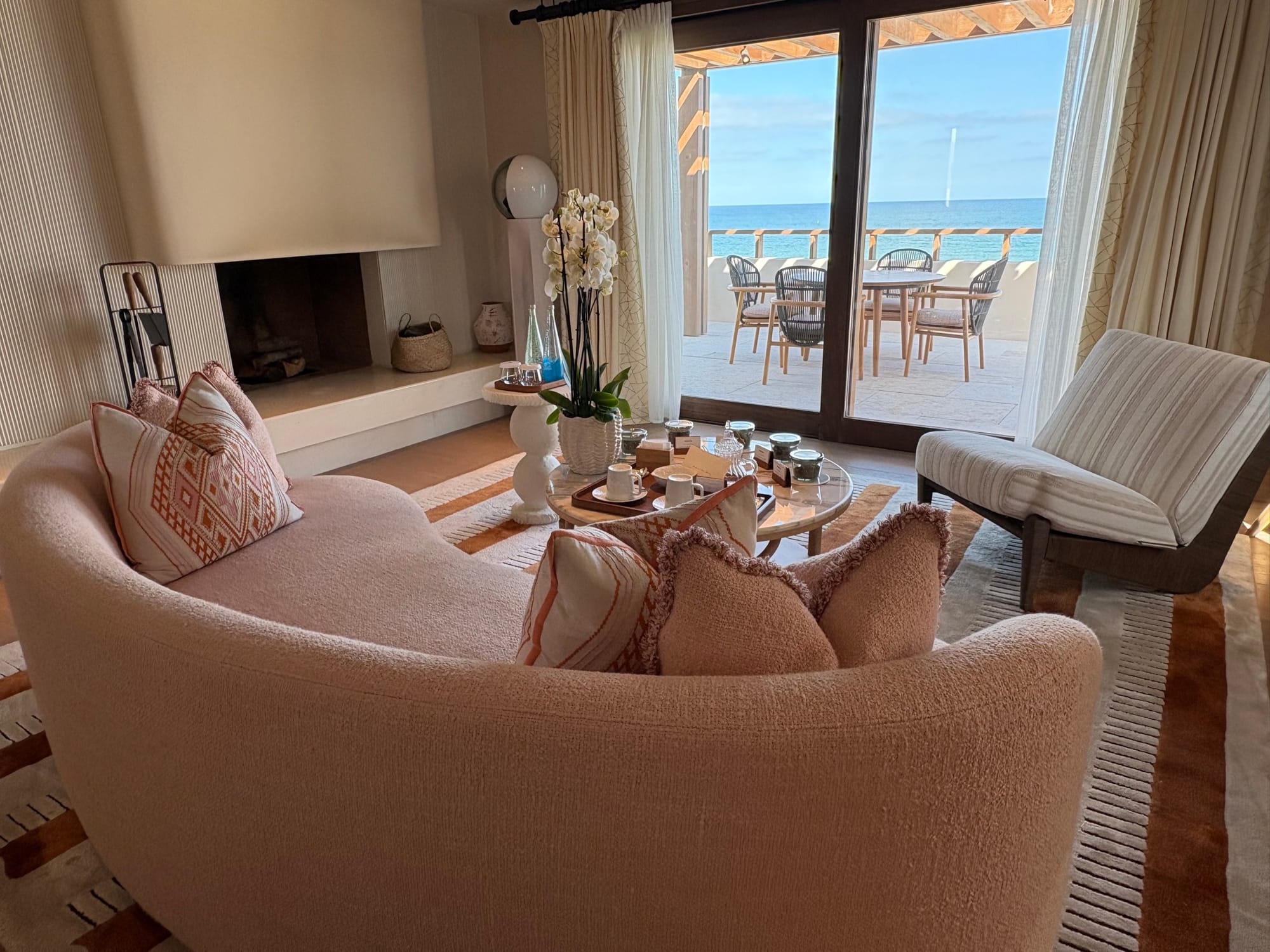 La partie salon de ma suite au Royal Mansour Tamuda Bay