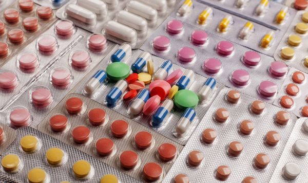 How seniors can effectively manage their medications