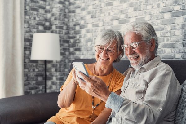 Benefits of social media for seniors