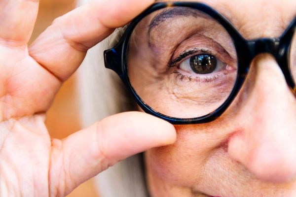 Easy eye exercises to support healthy vision as you age