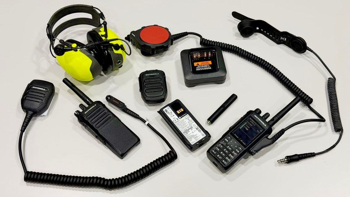 Motorola MOTOTRBO R7 – lisälaitteet ja tarvikkeet (täydellinen opas)