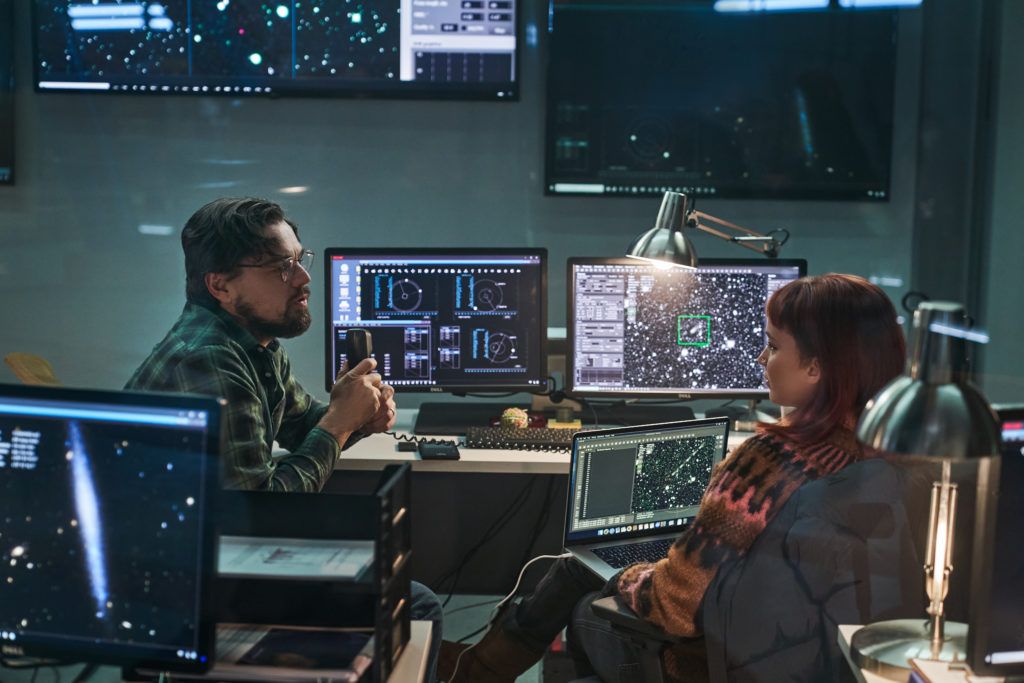 Review: Don't Look Up (2021) dir. Adam McKay