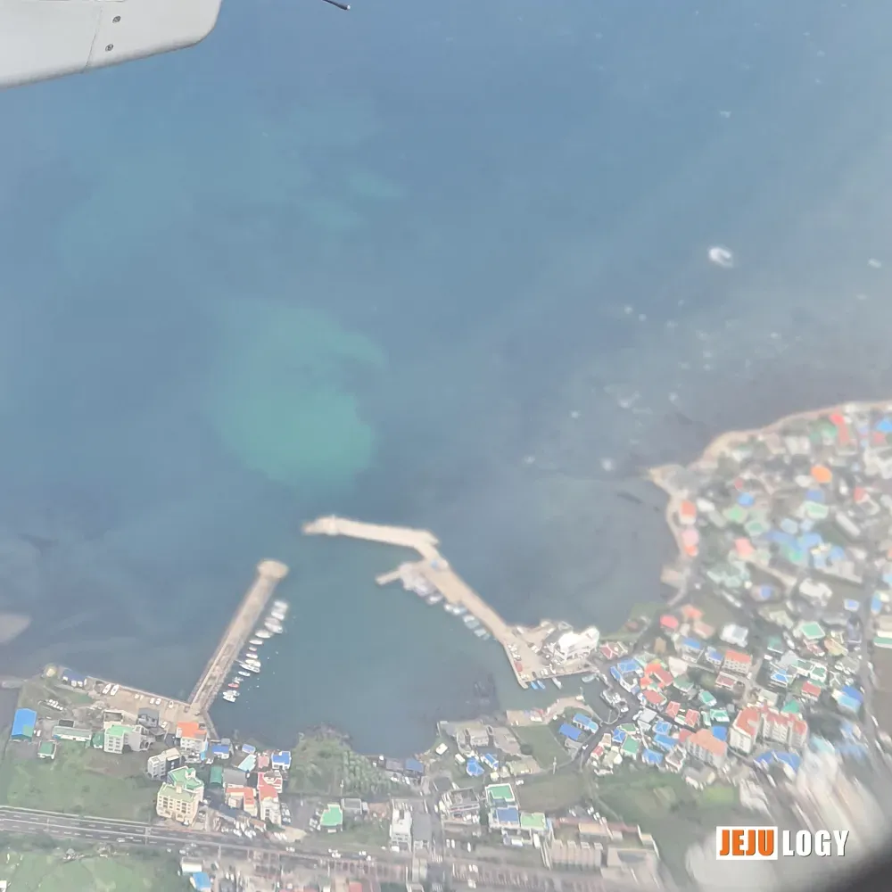 Aerial view of Hagwi-hang with boats moored