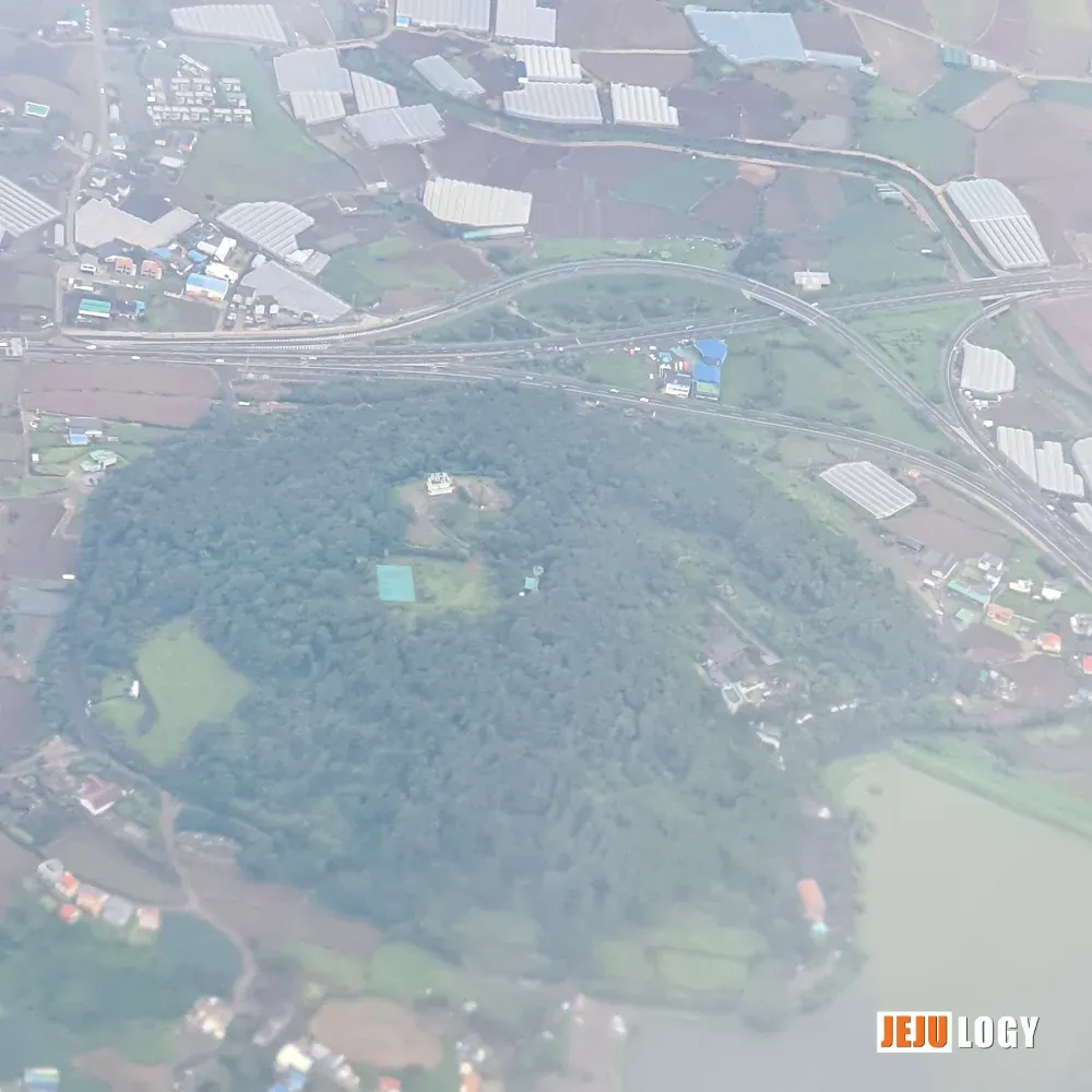 Aerial view of Susan-bong with the reservoir to the side