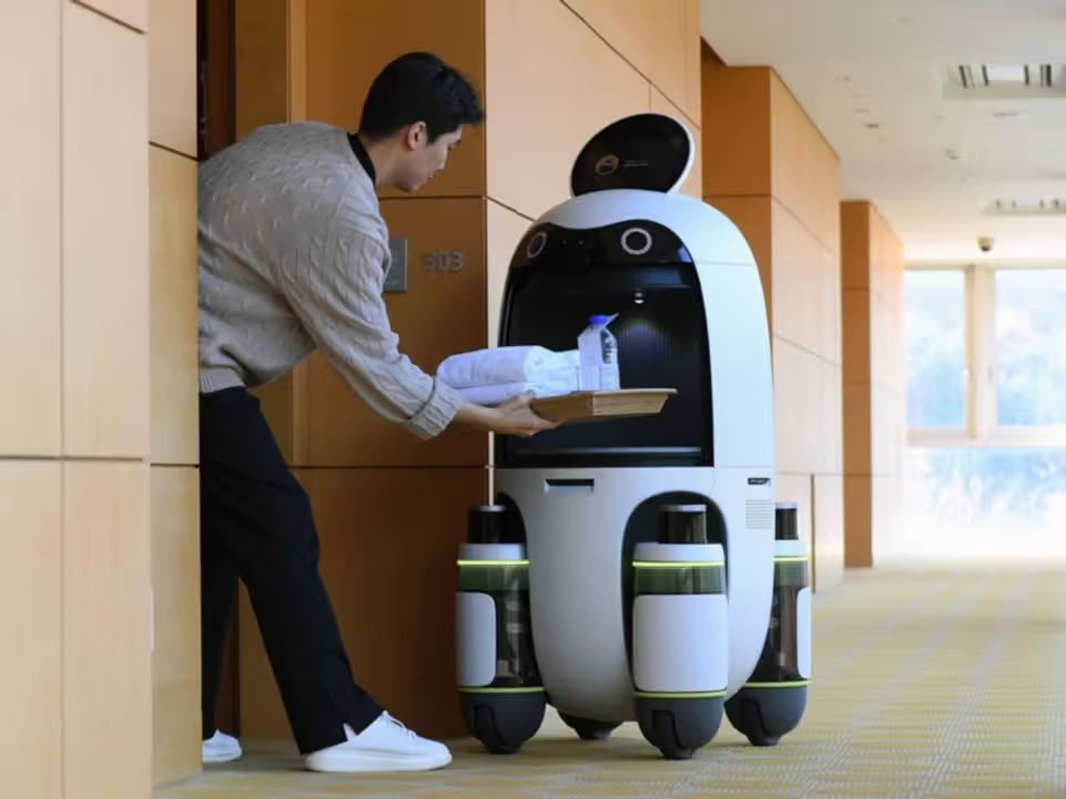 Softbank, Hyundai Drive Tech Growth as VC Focus Shifts to Early Stages