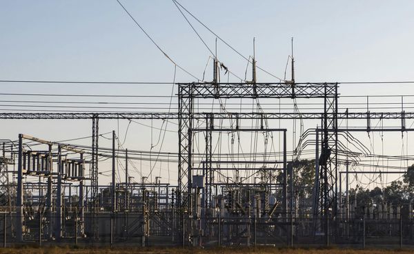 AI’s Energy Crisis Solved? UCLA’s Super-Conductive Material, Oklo’s Nuclear Power for Meta, and Intel’s 180 TOPS Chip Redefine HPC
