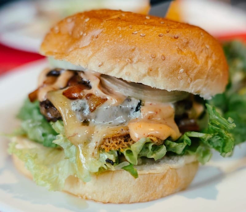 Burger de chez Double R à Yverdon.