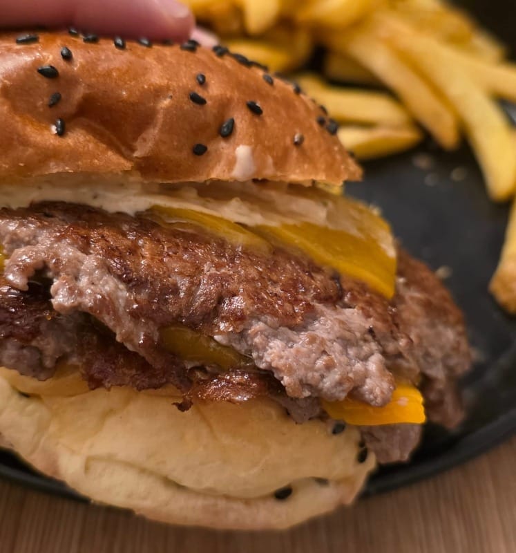 Smash Burger de chez Qui Résiste ? à Lausanne.