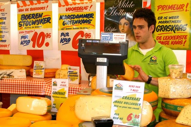 Cheese stand at the farmer's market in Holland