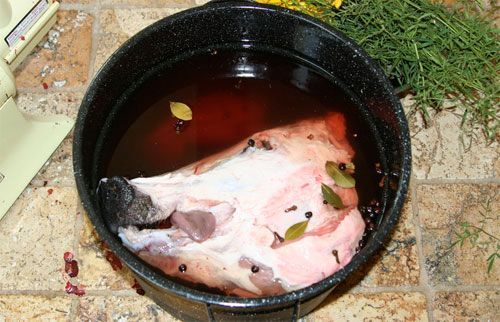 How to Cook a Pig’s Head