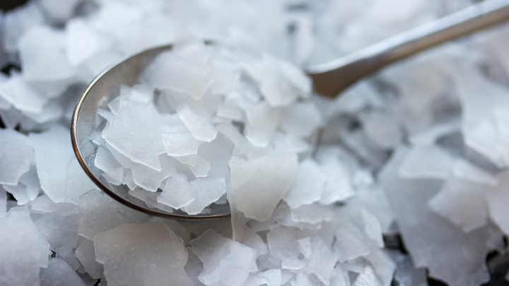 How to Make Magnesium Oil & Save 90%