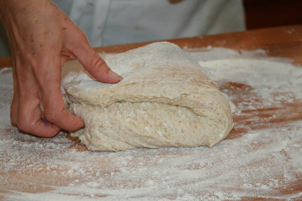No Knead Sourdough Bread