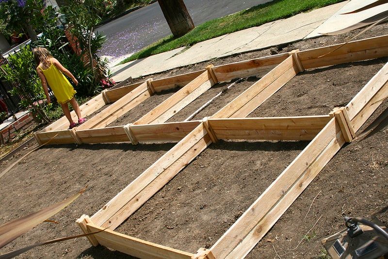 Front Yard Vegetable Garden Makeover Part 2