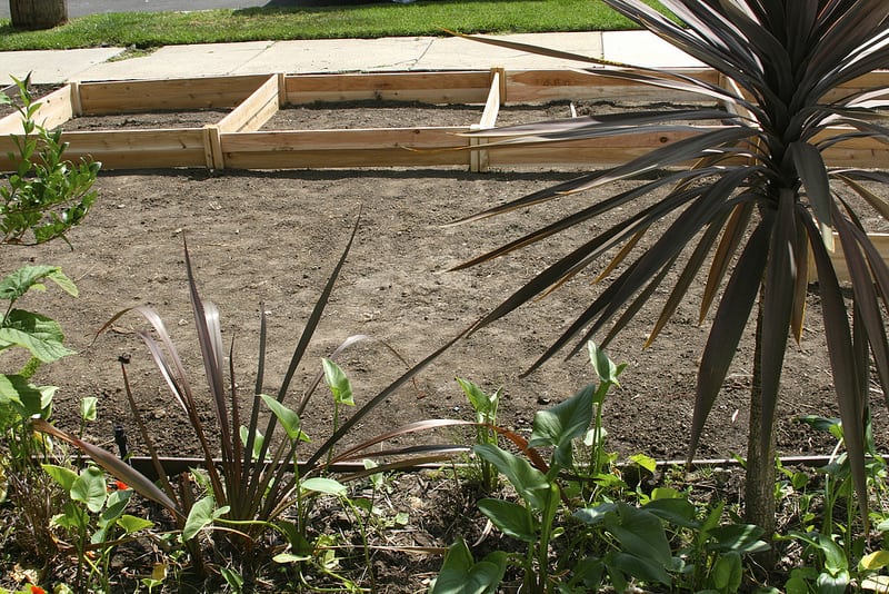 Front Yard Vegetable Garden Makeover Part 2
