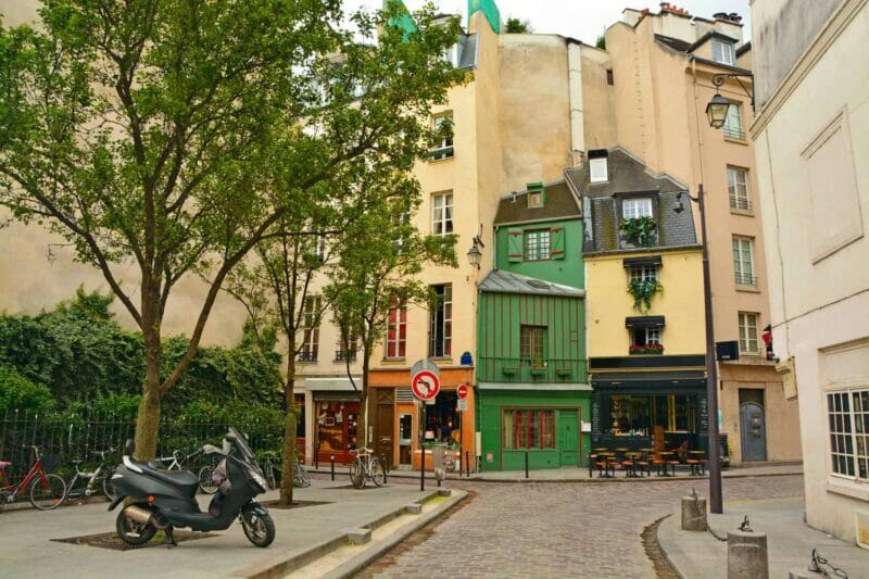 Paris street view