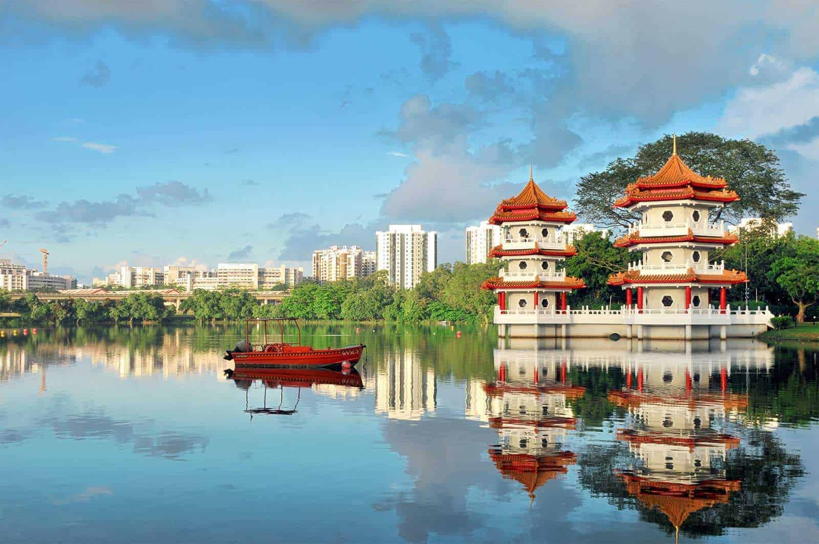 Best countries to work and earn money - Singapore