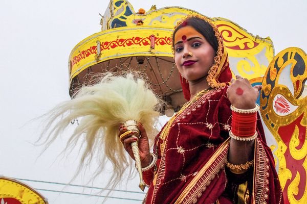 Transgender acceptance at India's largest spiritual gathering