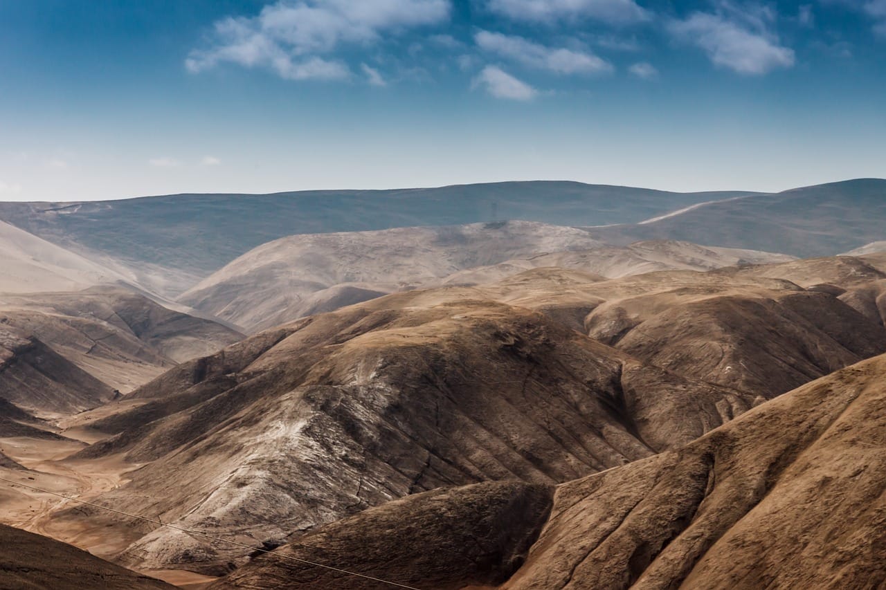 desert, mountains, sky clouds, peru, landscape, mountain, heaven, clouds, south america, mood, nature, mystical — photo from Pixabay