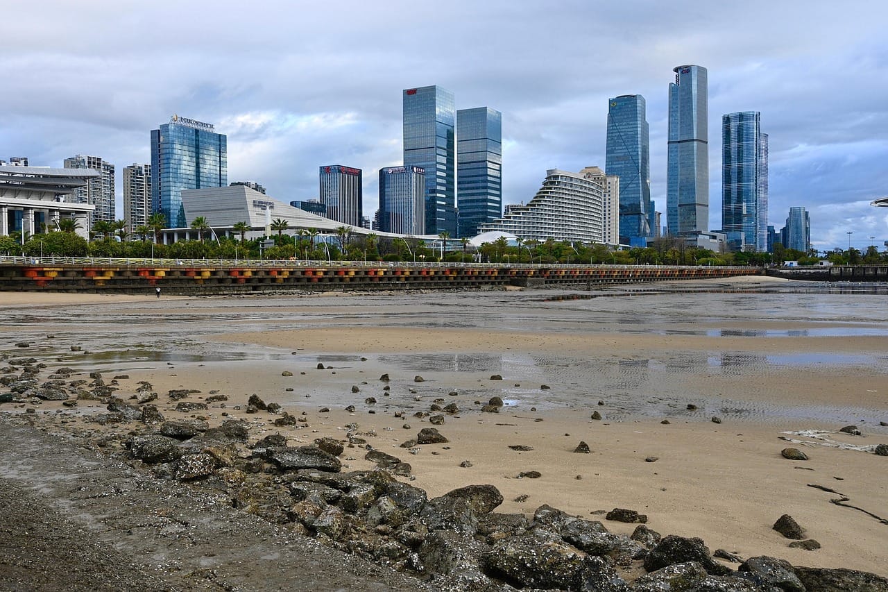 beach, dawn, sea, nature, island, scenery, xiamen, huandao road, coastal city, china, city — photo from Pixabay